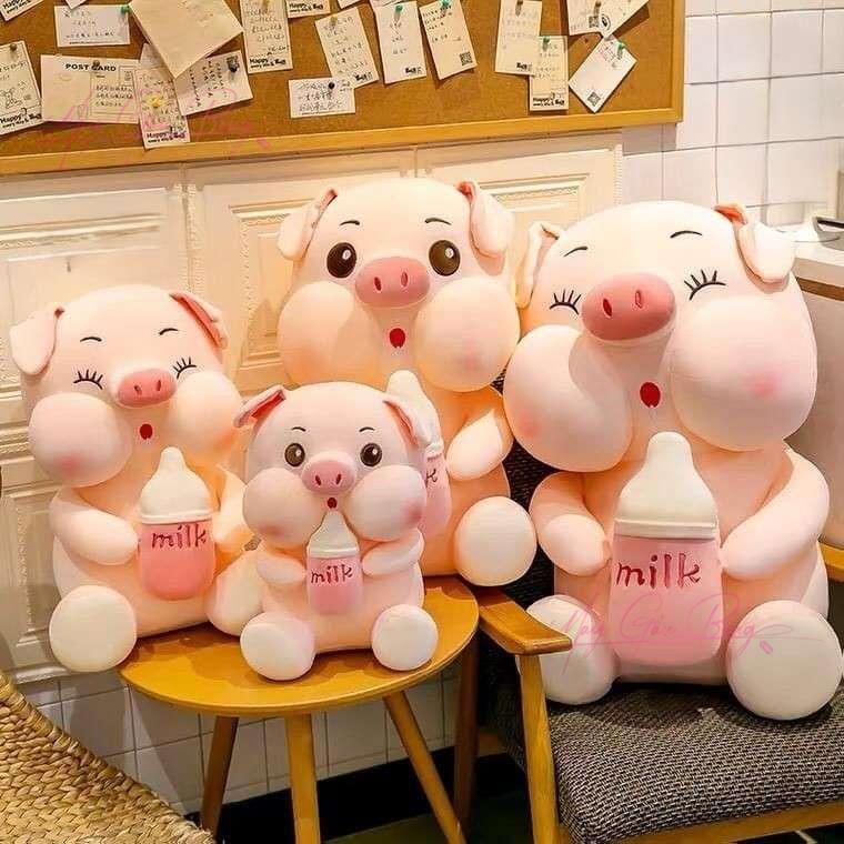 Thiết kế rập, lên mẫu gấu bông theo yêu cầu 1 Heo Bông ôm Bình Sữa