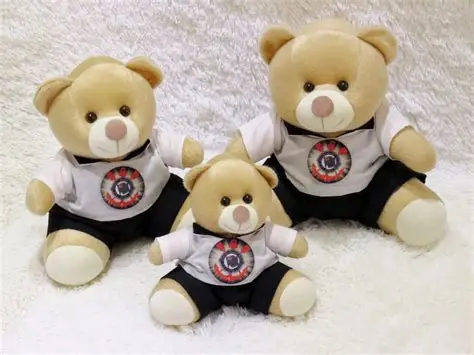 Gấu bông đồng phục thương hiệu – quà tặng doanh nghiệp độc đáo, ý nghĩa