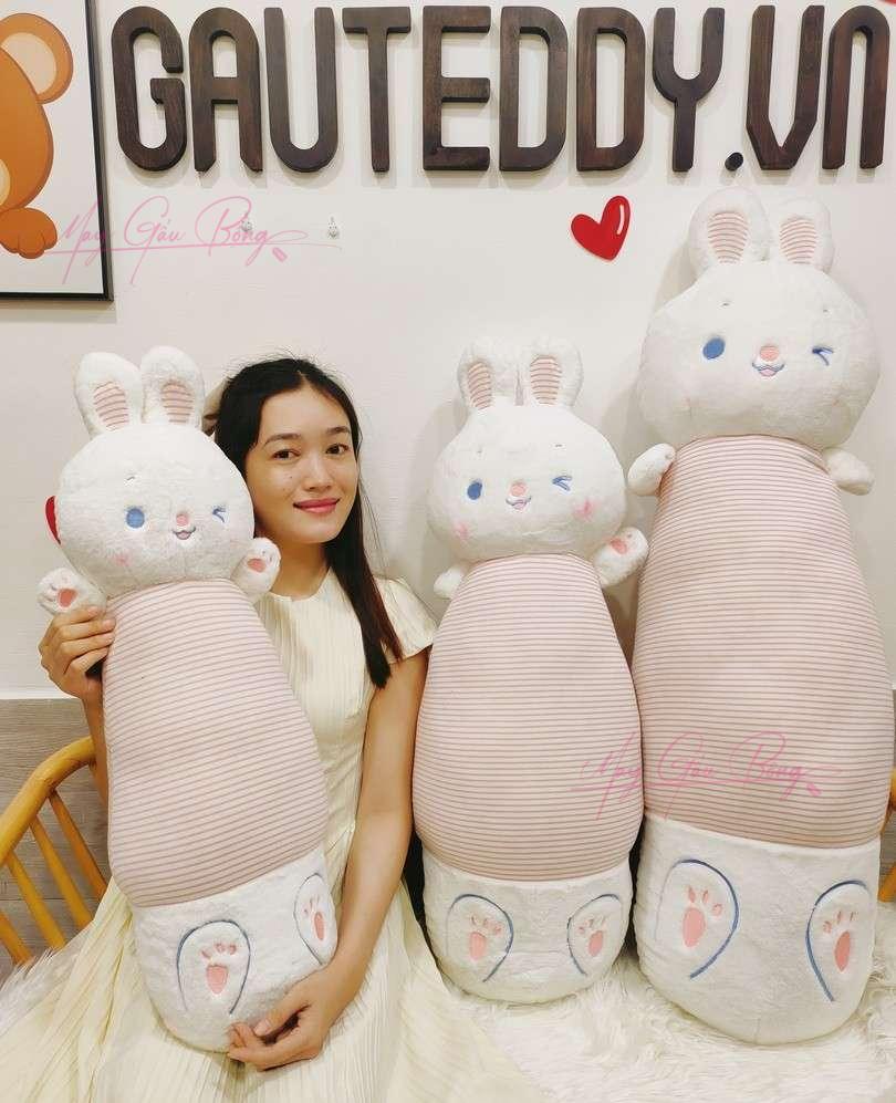 Thỏ bông trắng mềm mịn – gối ôm đáng yêu cho bé gái