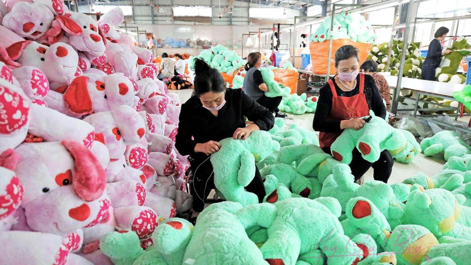 Xưởng may thú nhồi bông xuất khẩu – Chất liệu an toàn, mềm mịn 1 thú nhồi bông xuất khẩu